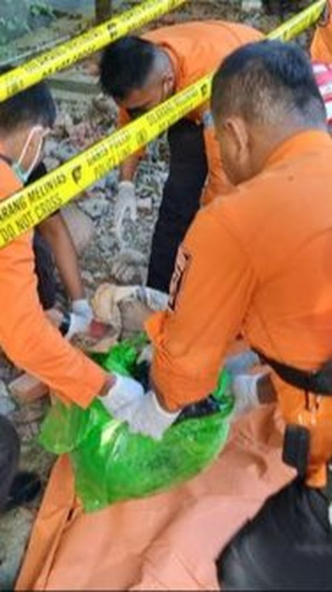 Cerita Warga Temukan 2 Karung Berisi Mayat Korban Mutilasi Tanpa Kepala di Sungai Jombang