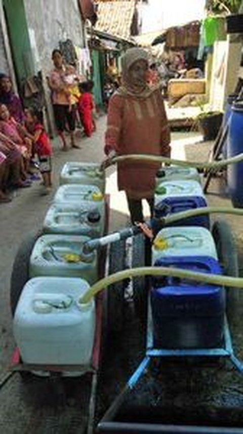 Anies Baswedan: Air Bersih Lebih Mahal dari BBM