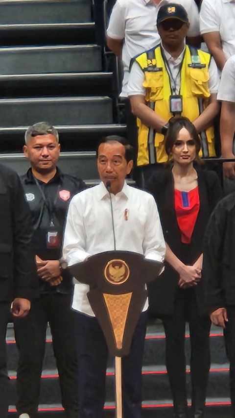 Resmikan Indonesia Arena, Kelakar Jokowi: Saya Yakin Banyak Digunakan Konser, yang Mau Silahkan Daftar