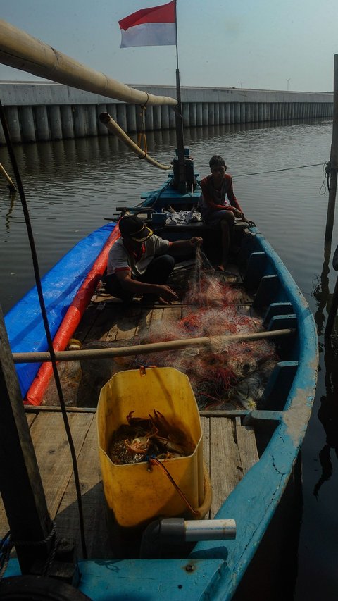 FOTO: Masifnya Pembangunan Perniagaan dan Hunian di Utara Jakarta Bikin Nasib Pendapatan Nelayan Dadap Berkurang Drastis