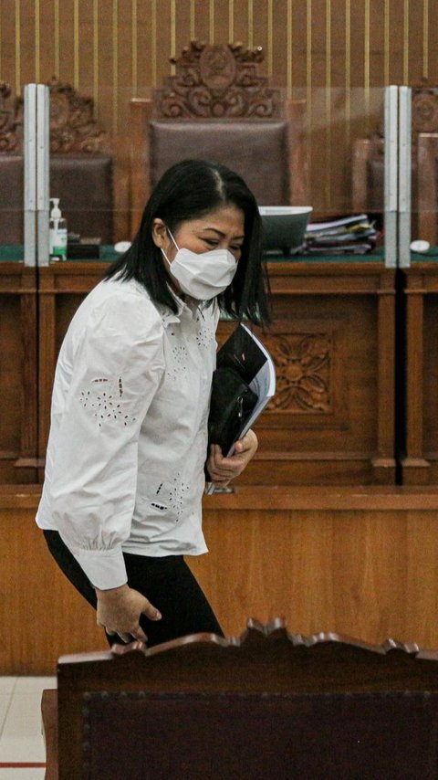 MA Potong Masa Tahanan Putri Candrawathi jadi 10 Tahun Penjara