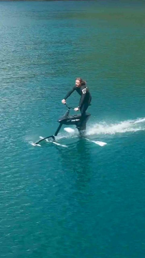 This E Bike Could Float on Water!
