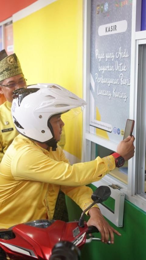 Selamat Tinggal Calo, Bayar Pajak Kendaraan di Riau Cukup Drive Thru & Bayar Lewat QRIS