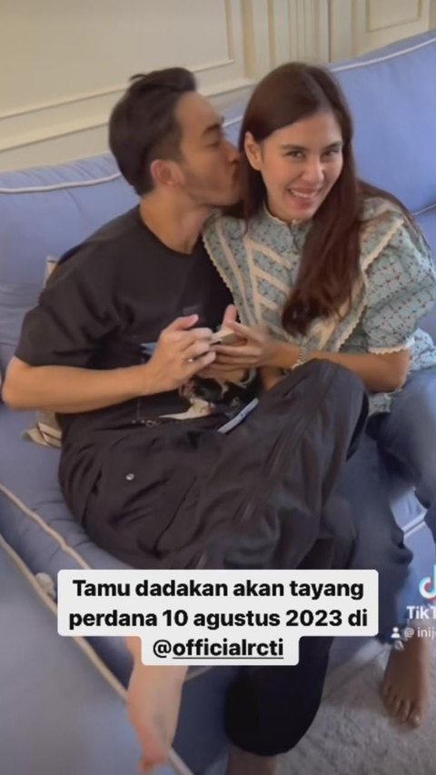 Syahnaz Sadiqah dan Jeje Mesra di Sofa, Jessica Iskandar 'Itu Beritanya Gimmick Ya?'