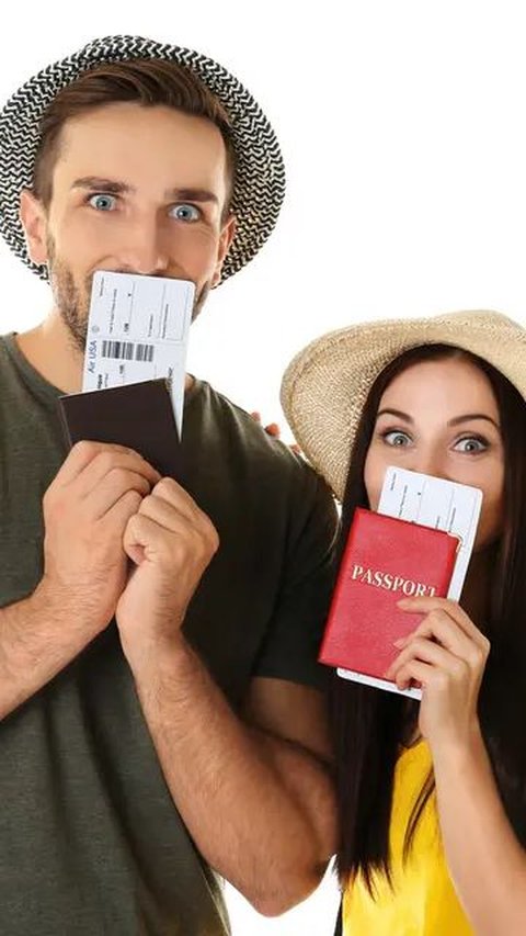Indian Company Fines Staff $1,200 If They Bother Co-Worker on Vacation