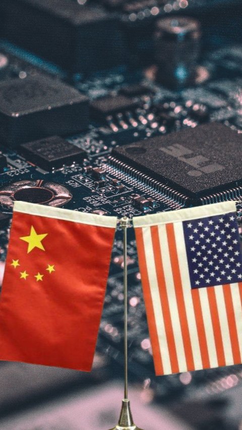 AS Makin Serius Jegal Investasi Teknologi ke China, Buntut Larang Pakai iPhone?