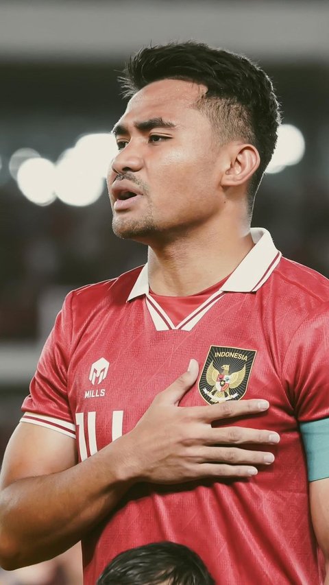 Sosok Kapten Timnas Indonesia yang Hatinya Santer Disebut Kena `Tackle` Selebgram Fuji