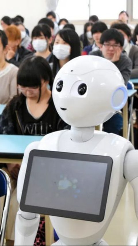 A City in Japan Uses Robots to Stop Students from Missing School