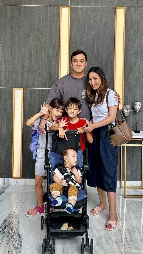 Cancel Divorce, Rendy Kjaernett and Lady Nayoan Getting Closer, Staycation Together with Children