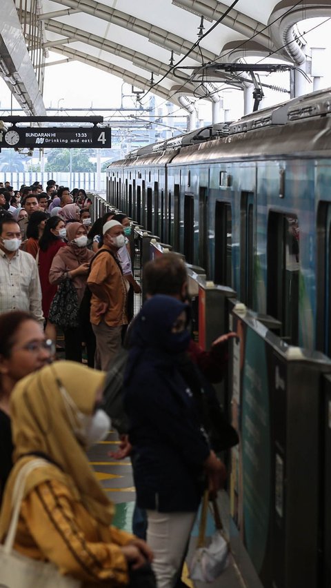 Beli Tiket MRT Tak Bisa Pakai Gopay Hingga OVO, Ini Alasannya