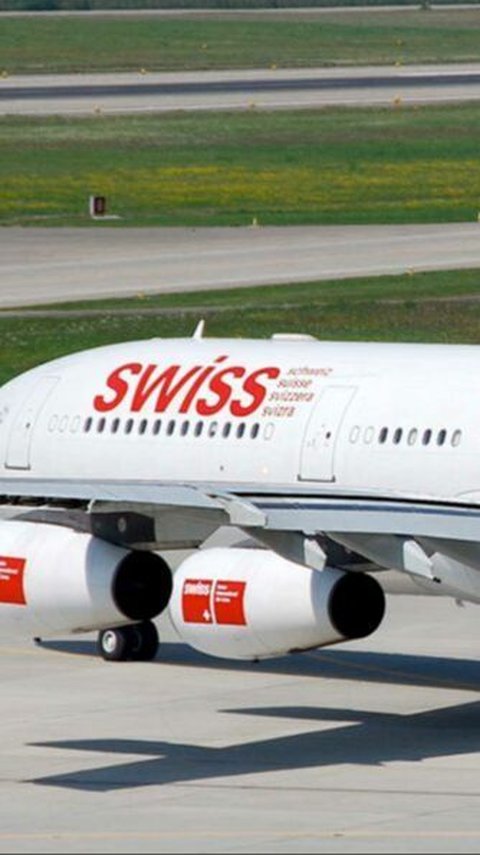 This Plane Leaves All Passengers' Luggage Behind