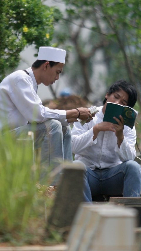 Doa Arwah dalam Bahasa Arab dan Artinya, Amalan untuk Orang yang Sudah Meninggal