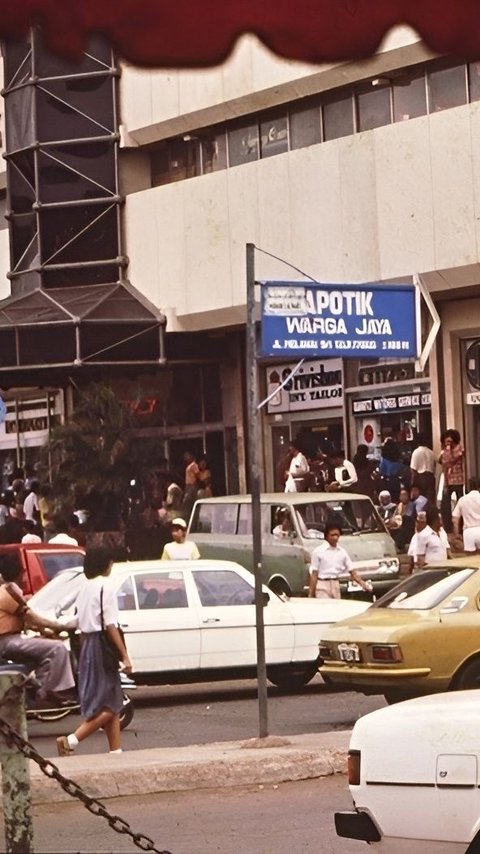 The Atmosphere of Jakarta at 7 AM in 1987 Makes You Miss It, Sarinah Building and Bank Indonesia are Very Different from Now