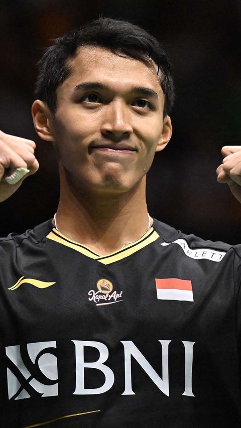 FOTO: Senyum Jonatan Christie Tembus Final Hong Kong Open 2023