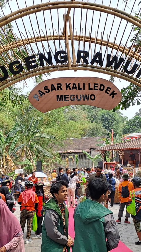 Cerita Warga Sleman Ubah Tempat Pembuangan Sampah Liar Jadi Pasar Kali Ledek