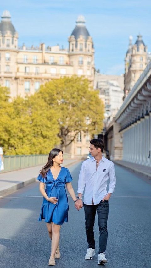 Potret Valencia Tanoe & Kevin Sanjaya di Paris, Foto di Tempat yang Sama saat Masih Tunangan Kini Sudah Menikah dan Akan Menjadi Orang Tua