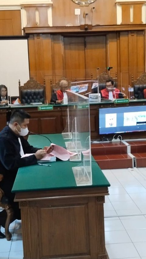 Dokter Gadungan Susanto Dituntut 4 Tahun Penjara