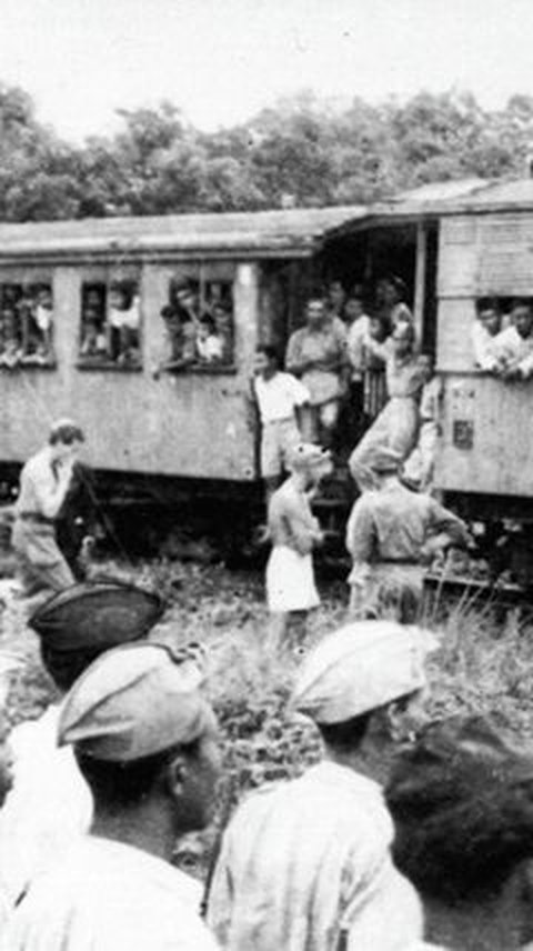 Potret Kereta Api pada Masa Pertempuran 10 November di Surabaya, Angkut Pribumi Mengungsi ke Luar Daerah