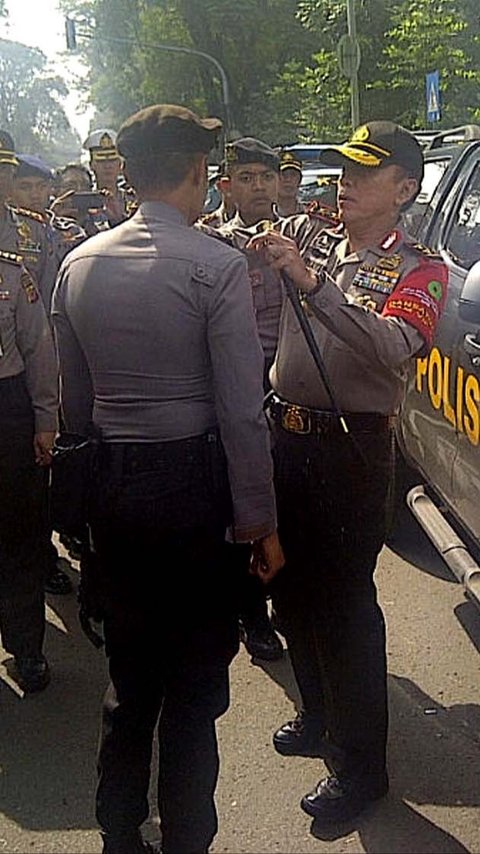 Galaknya Jenderal Bintang Tiga Ini Pernah Tampar Anak Buah yang Nyampah di Mobil Barakuda