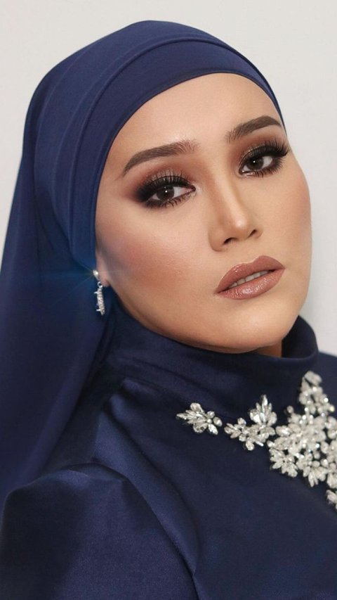 Merasa Dikirim Guna-Guna Orang Jahat, Penyanyi Cantik Ini Pernah Melihat Ular Hitam Sampai Muntah Darah