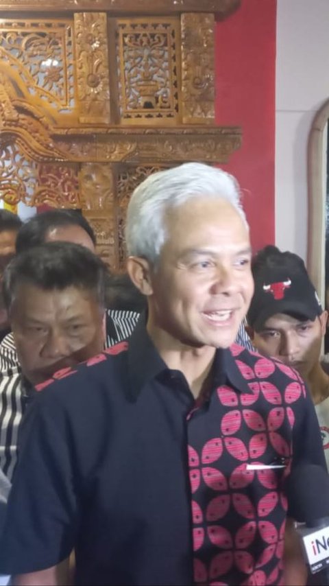Ini Kata Ganjar Soal Markas Relawannya Berdekatan dengan Pendukung Prabowo
