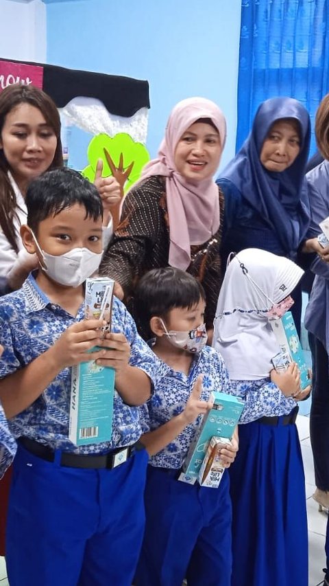 Cara Interaktif Bekali Murid SD Pengetahuan Hadapi Udara Buruk di Jakarta Ala Polytron
