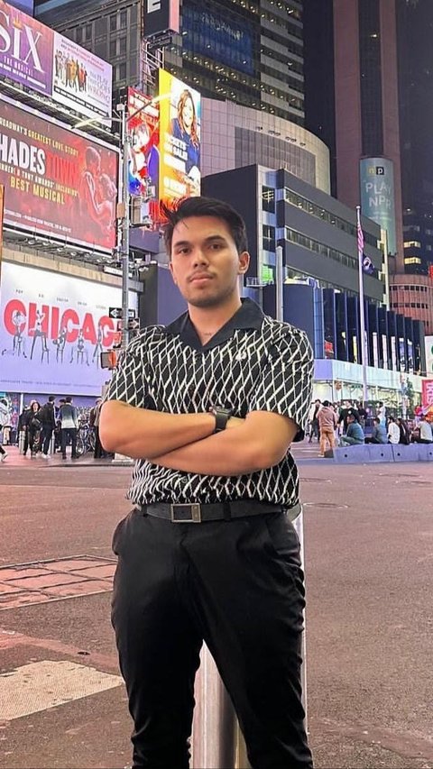 Dipuji Makin Ganteng & Berwibawa, Potret Thariq Halilintar di Amerika Buat Netizen Terpesona