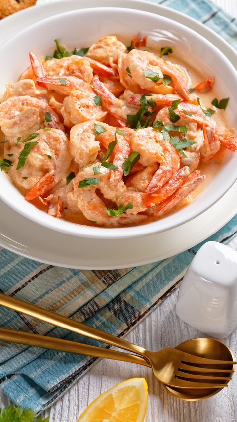 Less Than 10 Minutes, Peek at the Creamy Garlic Sauce Shrimp Tutorial