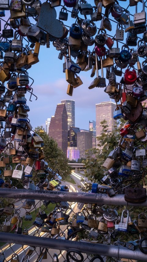 6 Fun Things To Do in Houston This Weekend for Couples: Get a Romantic Escape