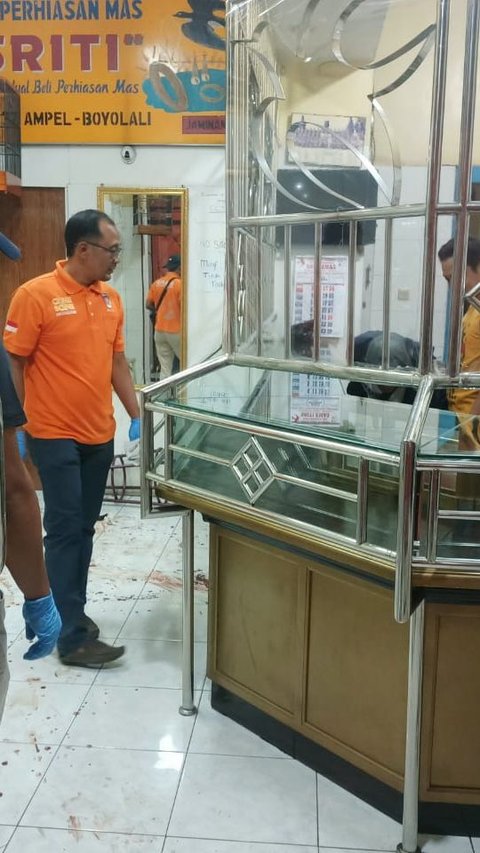 Perampokan Toko Emas di Boyolali Digagalkan Karyawan, Pelaku Kabur Setelah Tikam dan Pukul Korban dengan Kursi