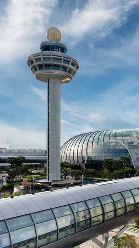 Singapore Airport Set To Become 'Passport Free' in 2024
