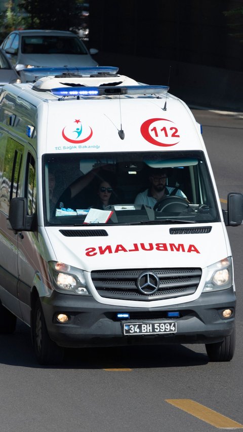 Curhat Sopir Ambulans yang Hatinya Remuk Redam karena Pasien Meninggal dalam Perjalanan ke RS