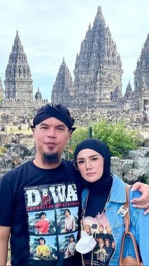 Momen Ahmad Dhani Cium Bibir Mulan Jameela, Tulis Status Romantis