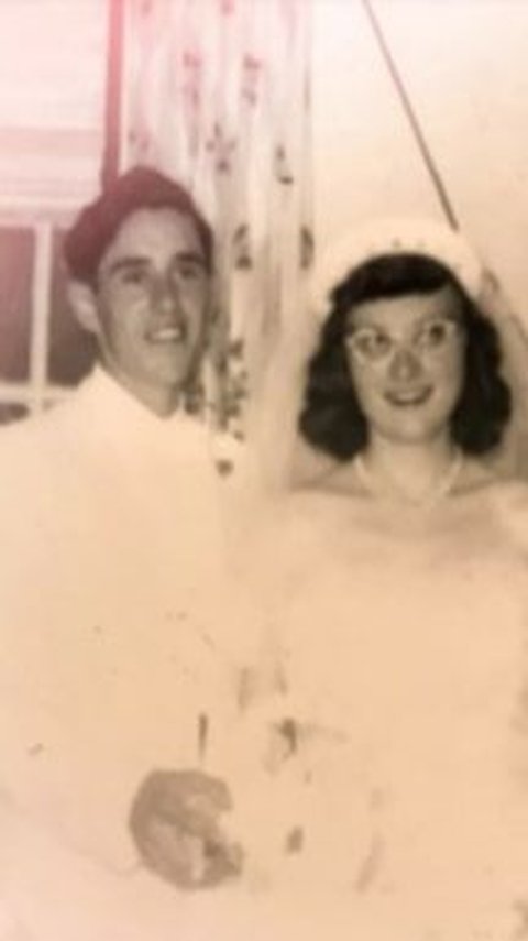 Stole Sister's Boyfriend as a Teen, This Couple Now Celebrates 70th Wedding Anniversary