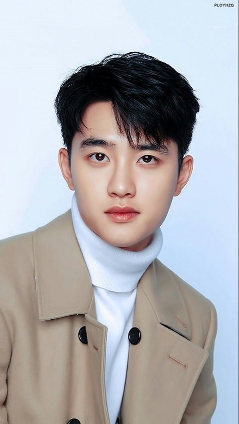 EXO's D.O. Fined for Smoking Indoors