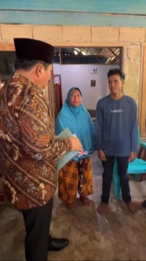 Mantan Panglima TNI Datang ke Rumah Warga yang Sederhana, Tiba-Tiba Puji Pasutri 'Mirip Romeo dan Juliet', Auto Bikin Salting