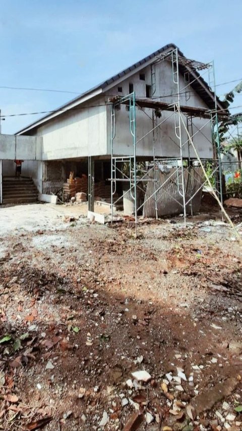 Often Called a Swift's Nest Factory by Ojol Drivers, This House is Now a Favorite Location for Celebrity Shootings