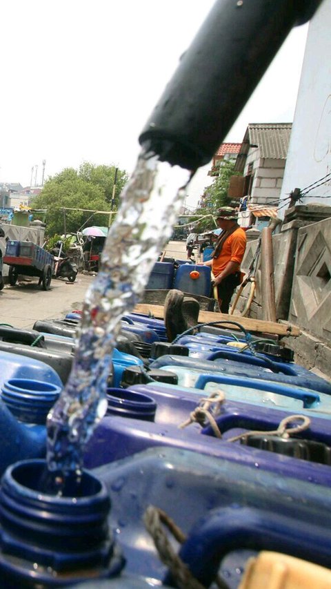 Apakah Ketersediaan Air di Jakarta Cukup Penuhi Kebutuhan Warga, Simak Penjelasannya Berikut Ini