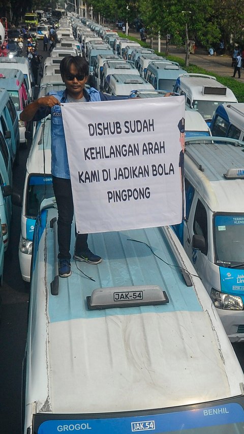 JakLingko Demo di Balai Kota, Heru Budi Minta Dishub Evaluasi Terkait Itungan Rupiah Per Kilometer Diterima Sopir