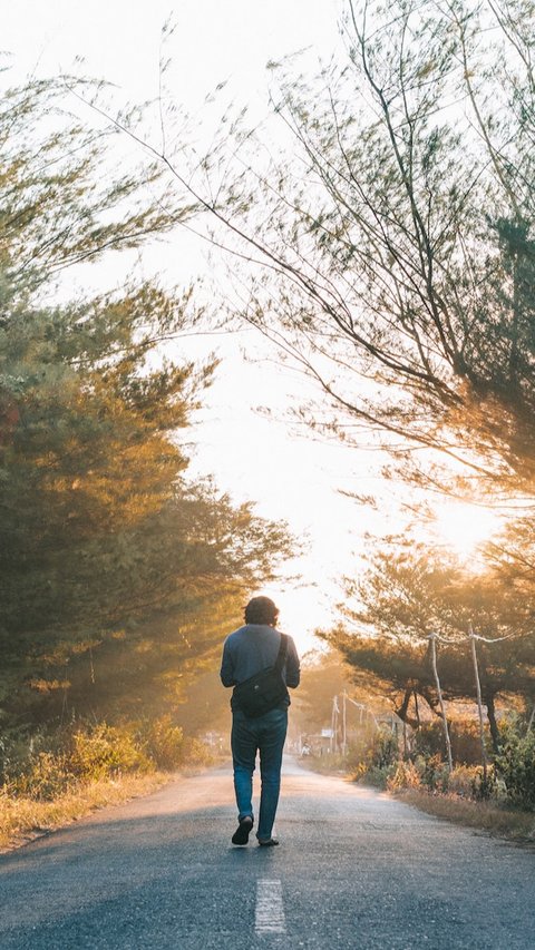 Peneliti Temukan Jumlah Langkah Kaki Ideal untuk Menyeimbangi Kebiasaan Duduk, Benarkah 10.000 Langkah?