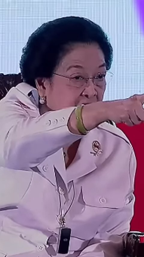 Momen Megawati Tunjuk-Tunjuk Jenderal TNI, Ngegas Sindir Kapolri Jika Polisi Berani Tangkap