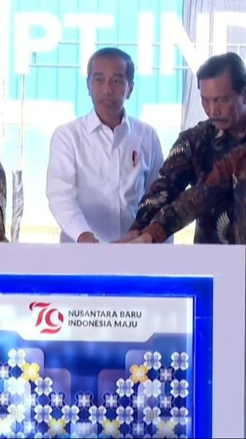 Jokowi Resmikan Pabrik Bahan Anoda Baterai Litium di Jateng: Kita Sudah Jadi Negara yang Cepat