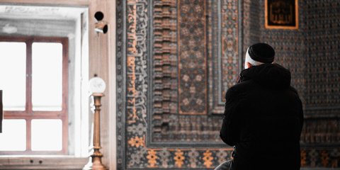 Doa Lahaula Wala Quwata Illa Billahil Aliyil Adzim dan Arti, Ketahui Keutamaan dan Waktu Mengamalkannya