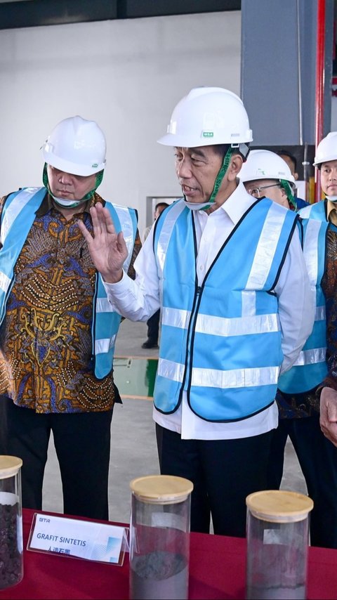 Proyek Jagoan Jokowi Ketiban Untung Gede-gedean Rp510 Triliun, Full Senyum Colek Luhut