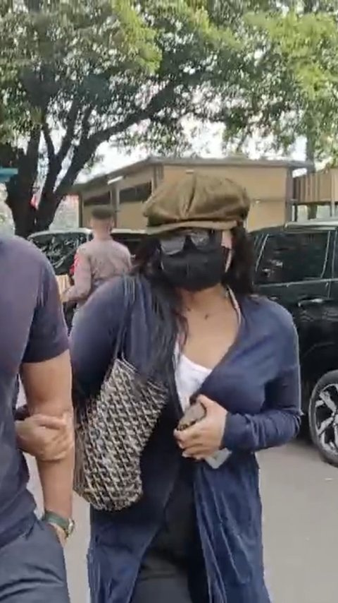 Polisi Buru Penyebar Pertama Video Vulgar Audrey Davis