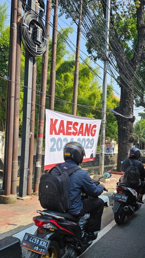 Beredar Spanduk Kaesang 2024-2029 di Jakarta