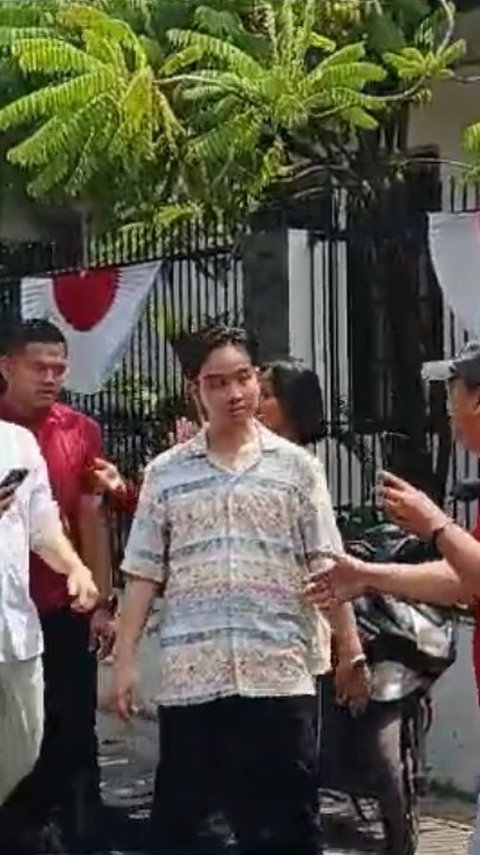 Gibran Ungkap Kostum yang Bakal Dikenakan saat Upacara HUT ke-79 RI