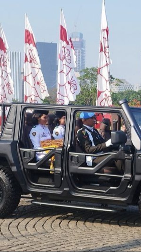 Anggun dan Cantik, Ini Potret Kachina-Keyla saat Pangku Bendera Pusaka dari Monas ke Halim