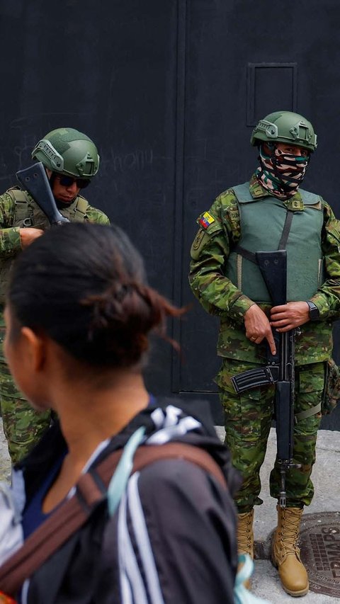 VIDEO: Ekuador Rusuh, Geng Bersenjata Menembak di Jalanan, Pembunuhan di Mana-Mana