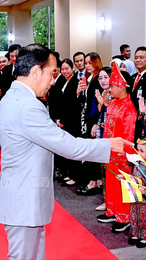 Jokowi Tiba di Brunei Darussalam, Bersiap Hadiri Pernikahan Pangeran Mateen